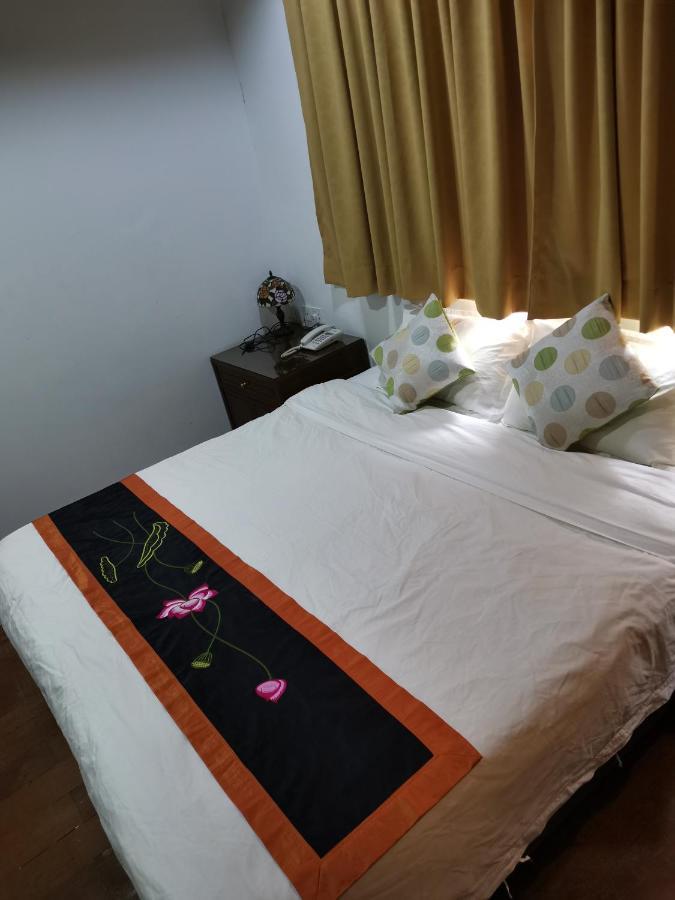 Rangoon Residences + George Town Buitenkant foto