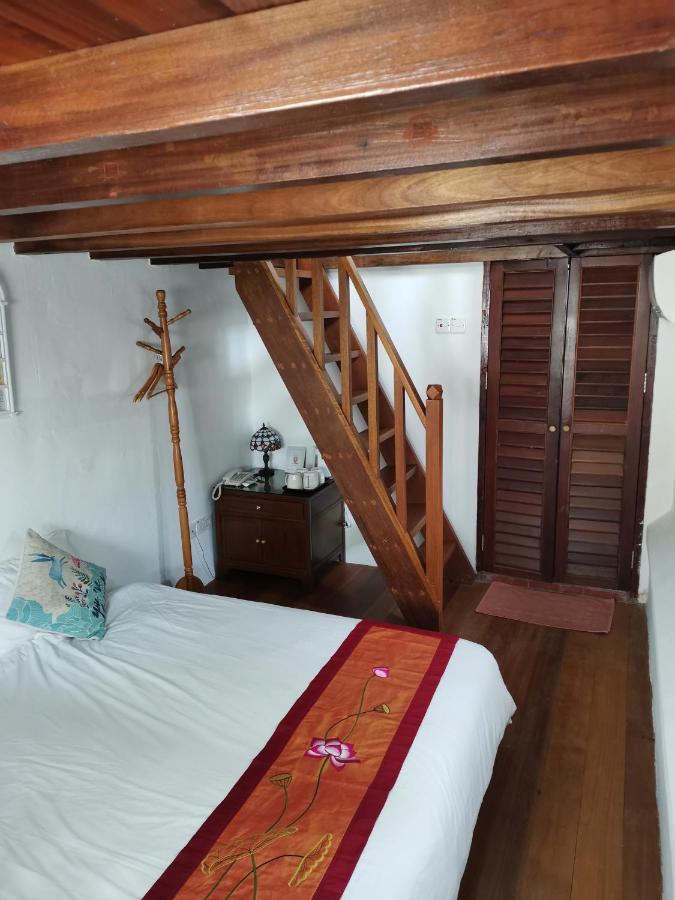 Rangoon Residences + George Town Buitenkant foto